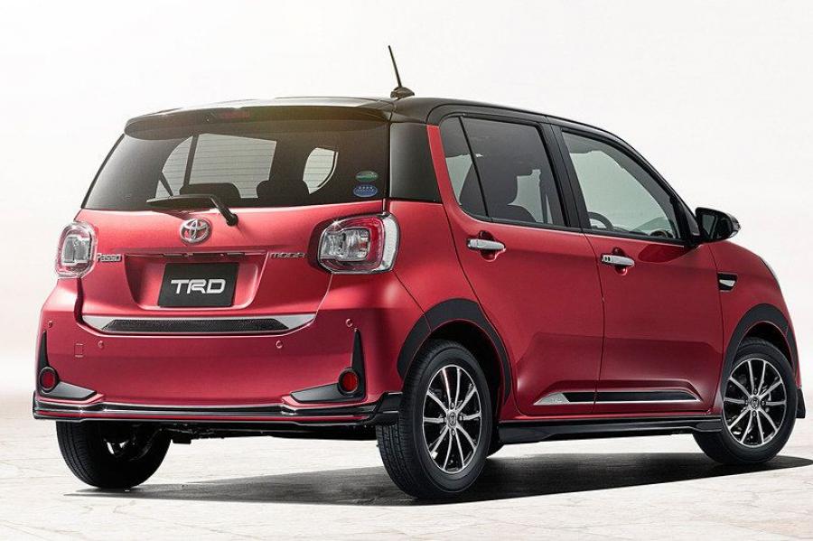  Toyota Passo Moda by TRD 2018 года  (фото 2 из 2)